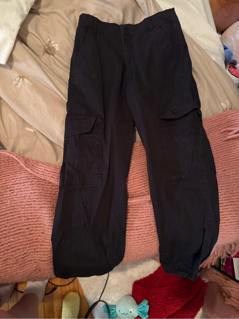 Black Cargo Jogger Pants - Casual Utility Style